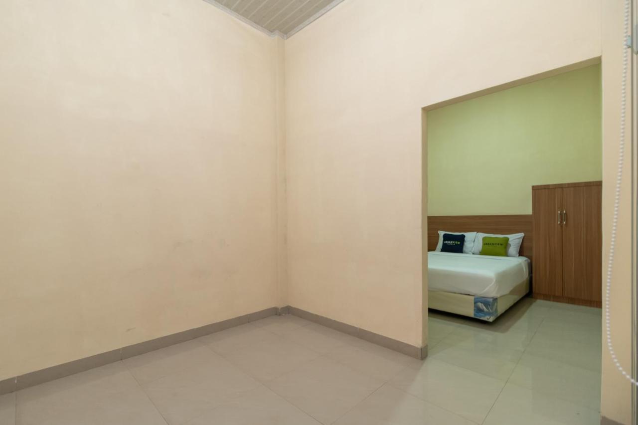 Urbanview Hotel Salsabilah Palembang By Reddoorz Екстериор снимка