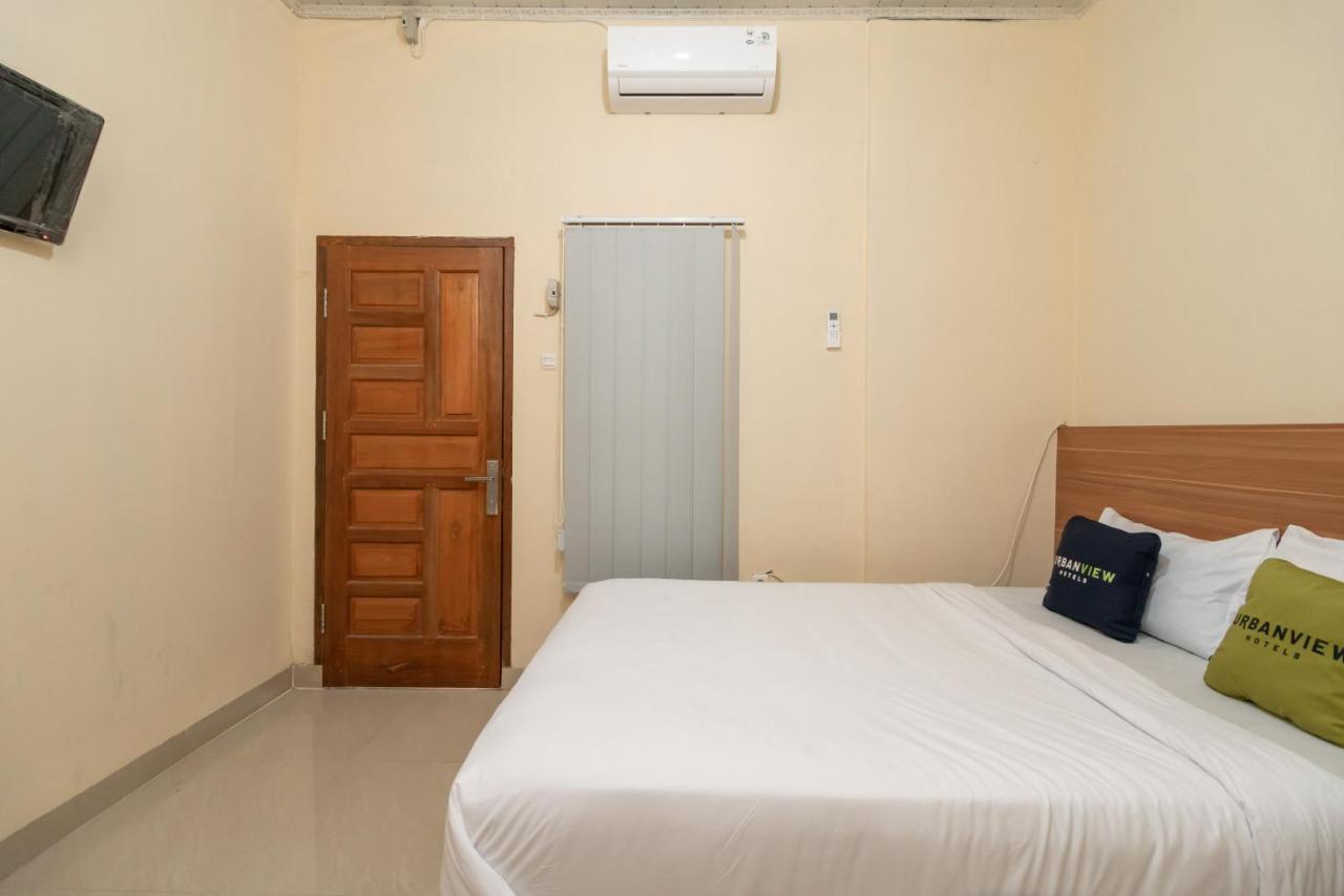 Urbanview Hotel Salsabilah Palembang By Reddoorz Екстериор снимка