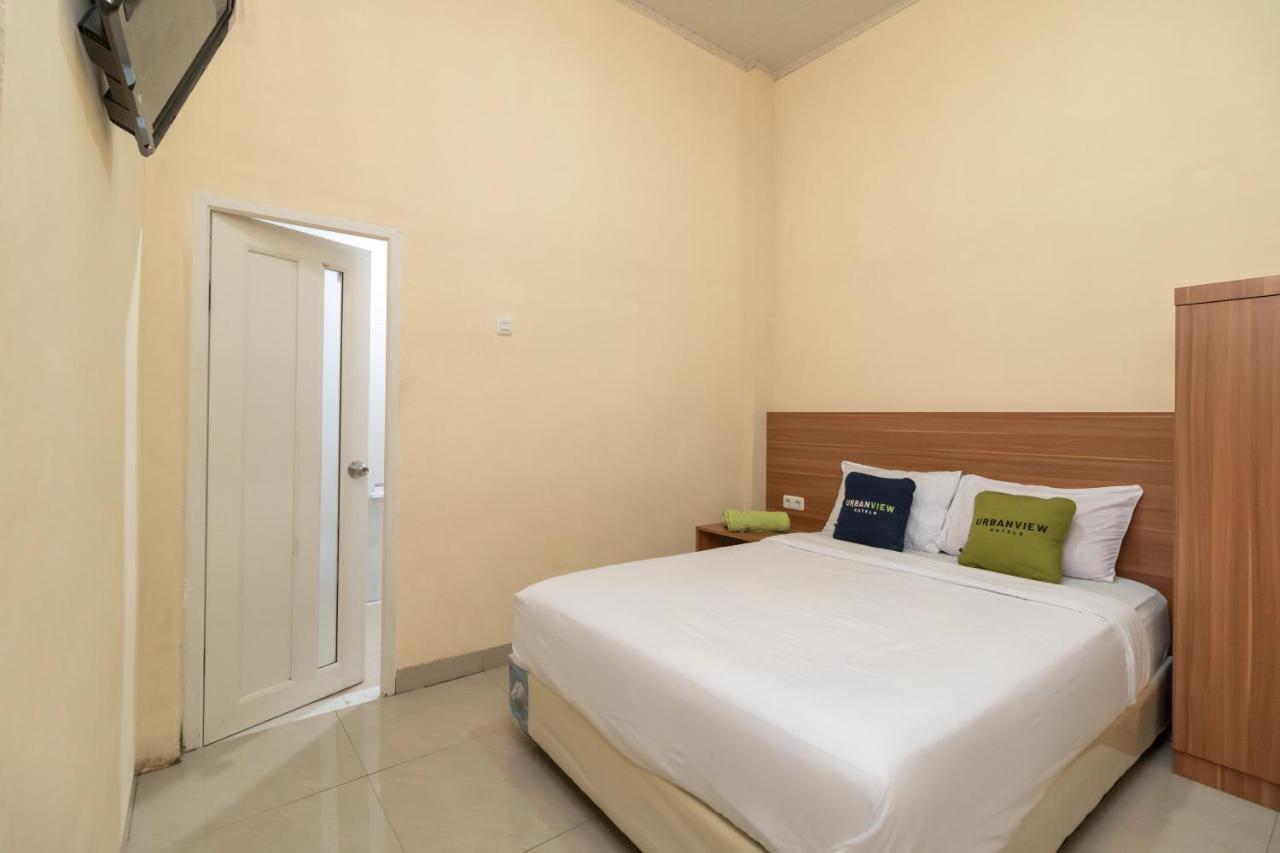 Urbanview Hotel Salsabilah Palembang By Reddoorz Екстериор снимка