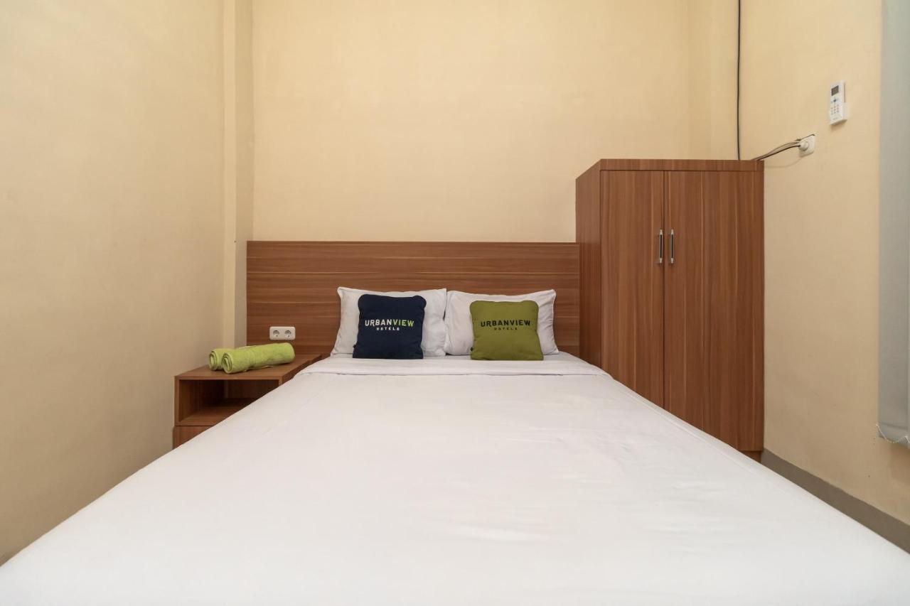 Urbanview Hotel Salsabilah Palembang By Reddoorz Екстериор снимка
