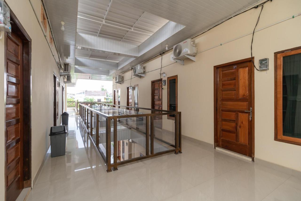 Urbanview Hotel Salsabilah Palembang By Reddoorz Екстериор снимка